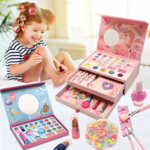 لوازم آرایشی کودکانه