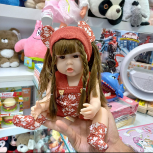 خرید عروسک سیلیکونی دختر