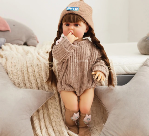 عروسک سیلیکونی